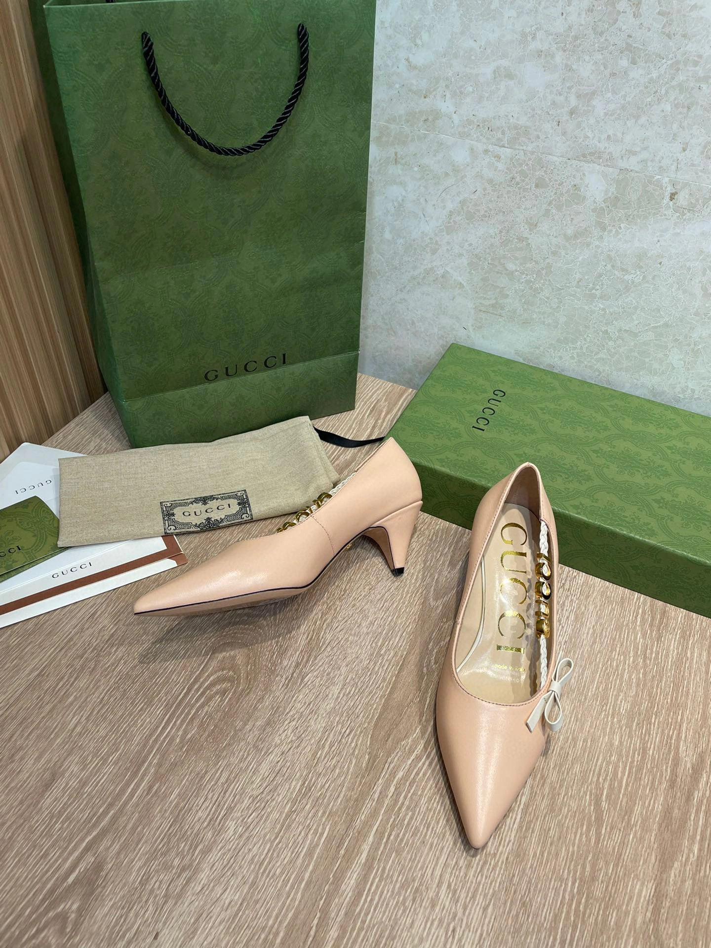 coco- heel height ：5.5cm ， Sheepskin item:B-X158J2327